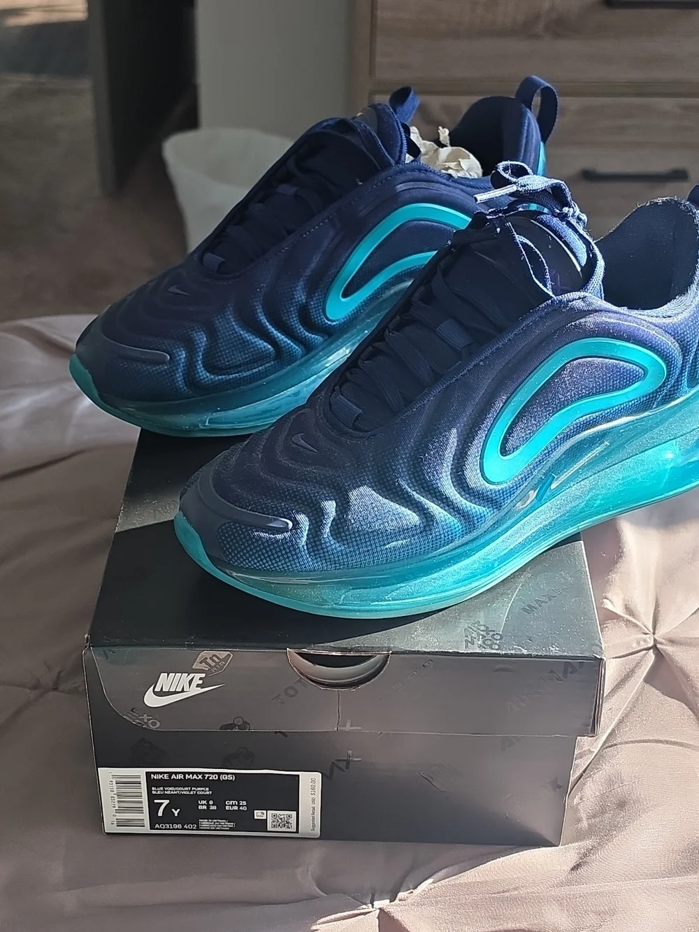 Nike Air Max 720 Blue Teal Sneakers